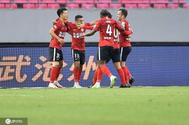 国产午夜在线视频