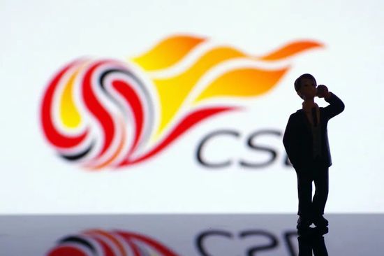 动漫女主被男主扯掉了最后的尊严