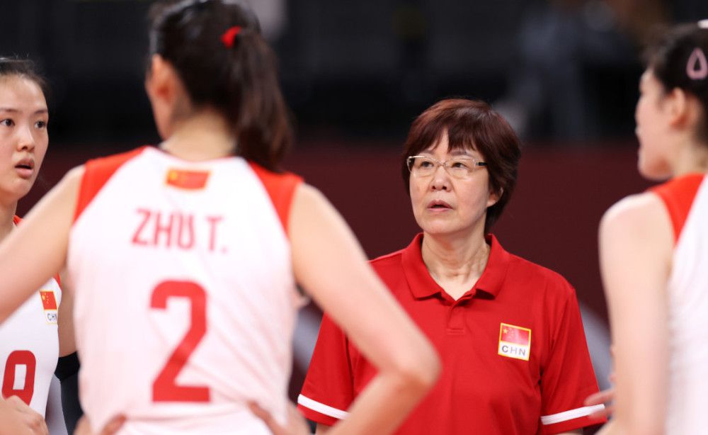 美女主播呻吟互摸热舞